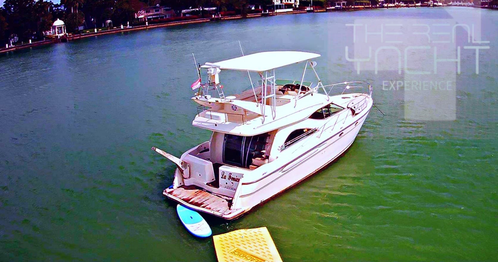 48´ Flybridge Yacht