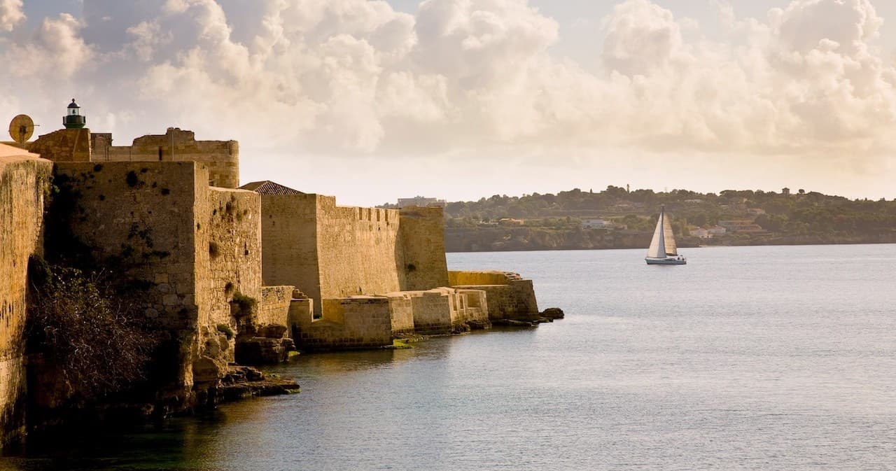 Syracuse Sailing experience half day shared