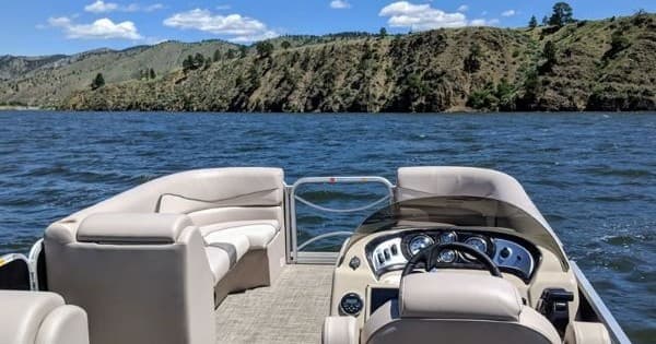11 Seater Pontoon Boat – The Cruiser - Holter Location