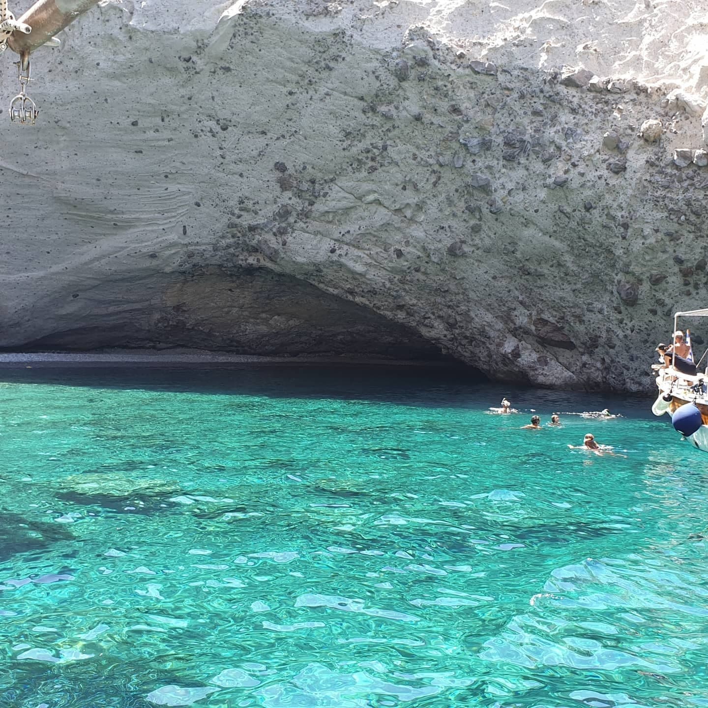 Shared Full Day Cruise with Meraki