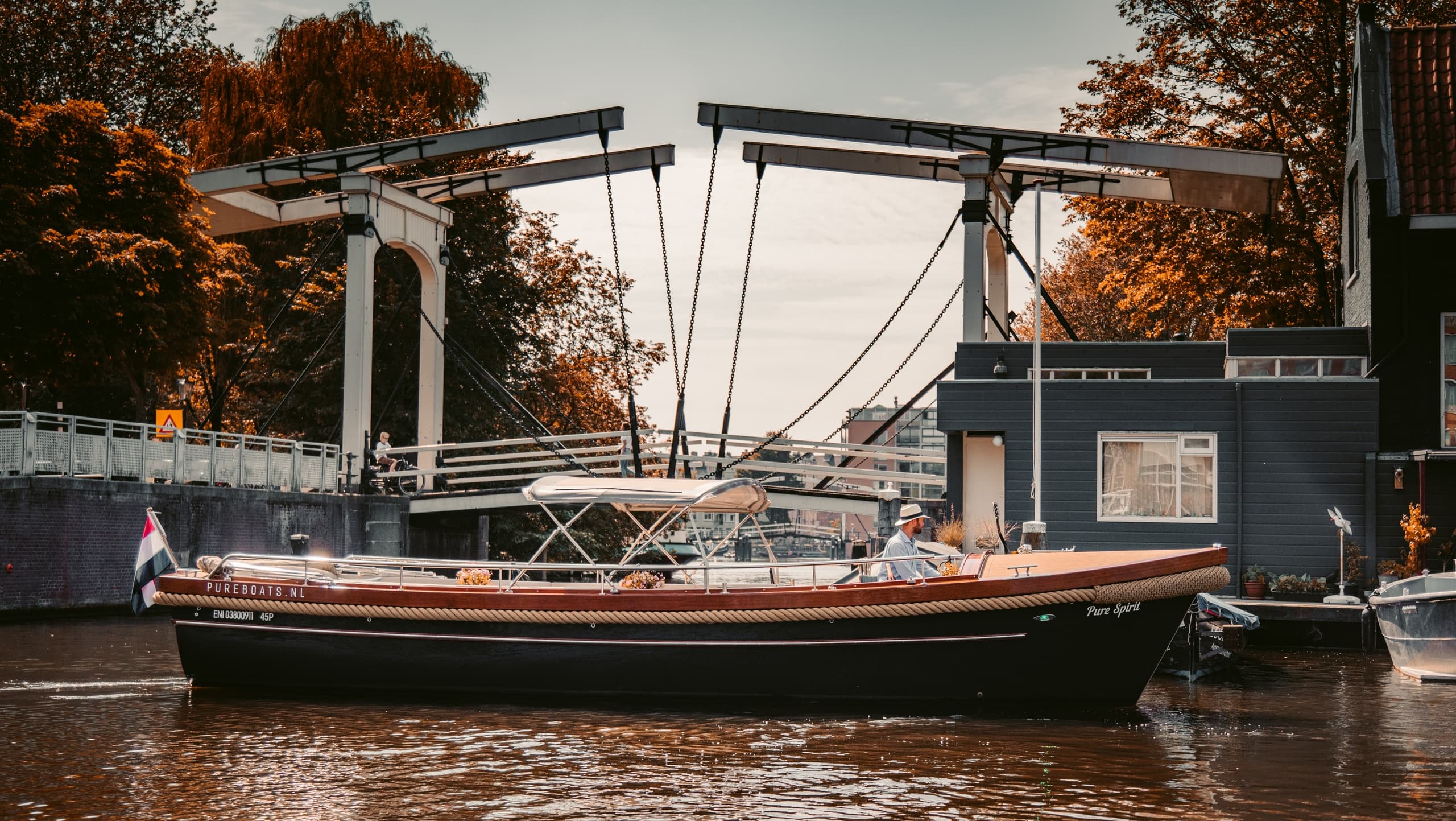 Iconic 1 Hour Canal Cruise - Departure Keizersgracht