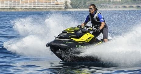 Excursión en moto de agua por la Bahía de la Malvarossa