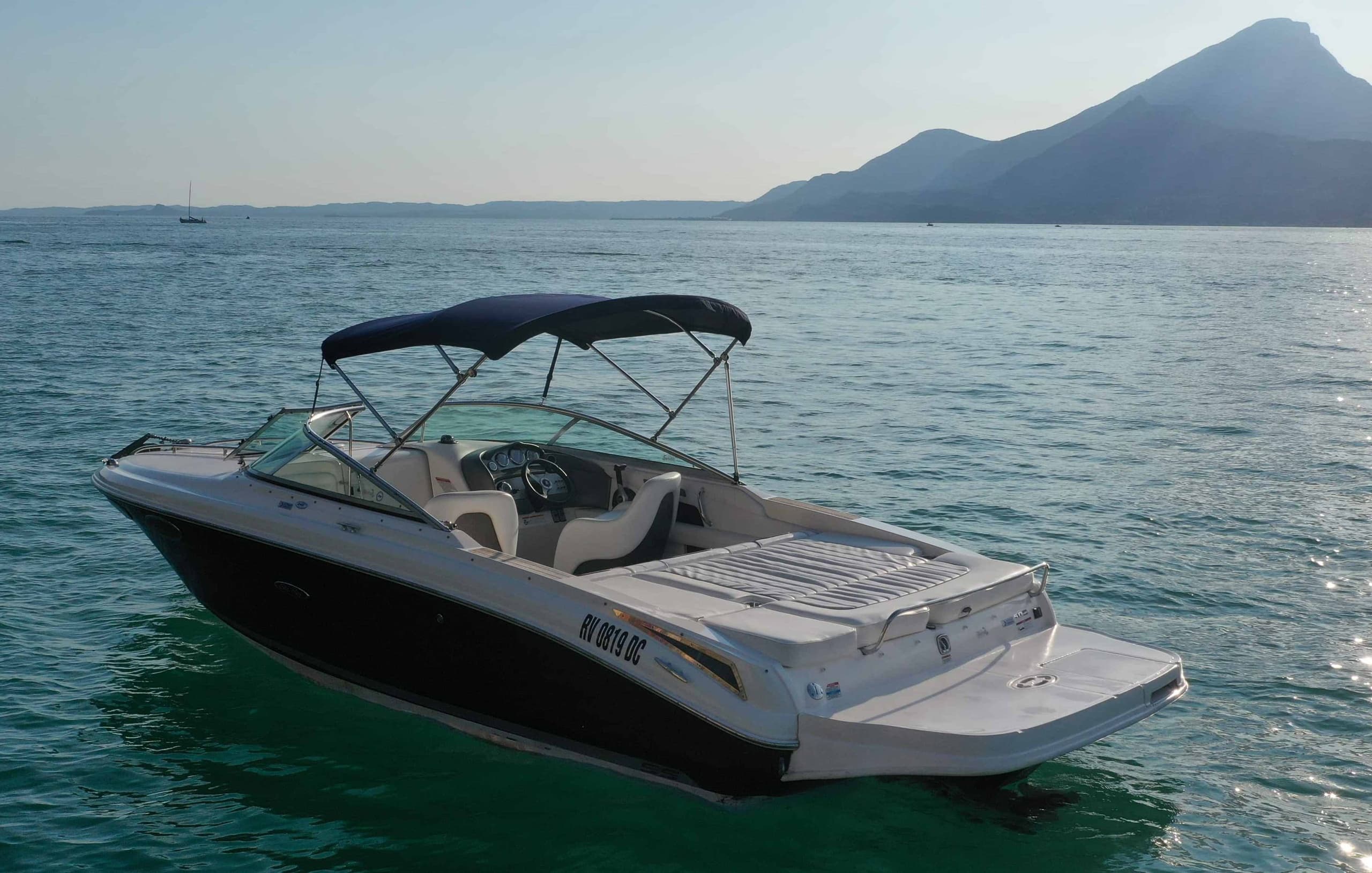 Sea Ray 240 SSE
