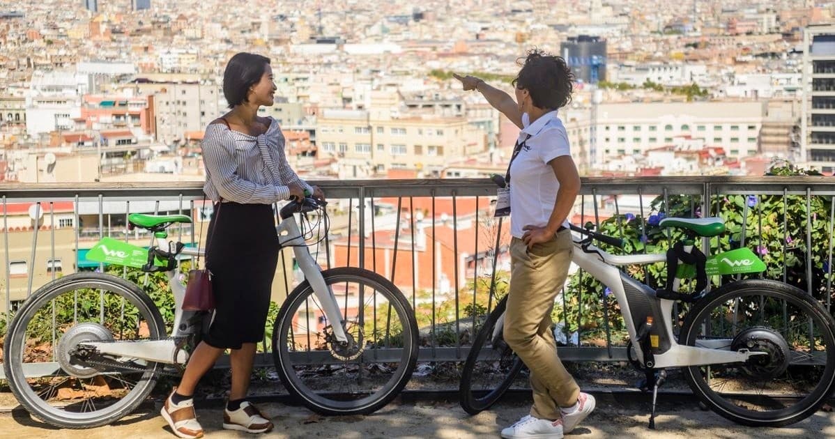 Best of Barcelona Highlights Private Bike Tour (HD)