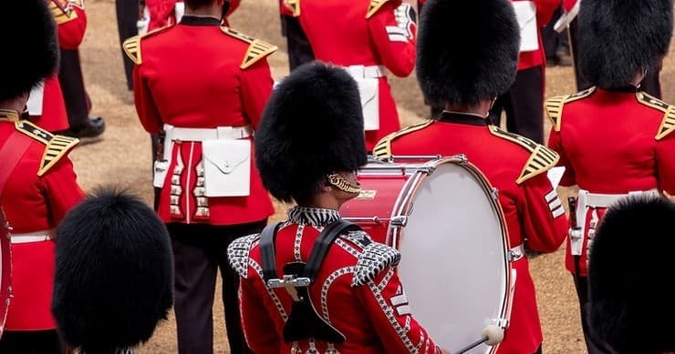 Changing of the Guard Experience and Landmarks Tour