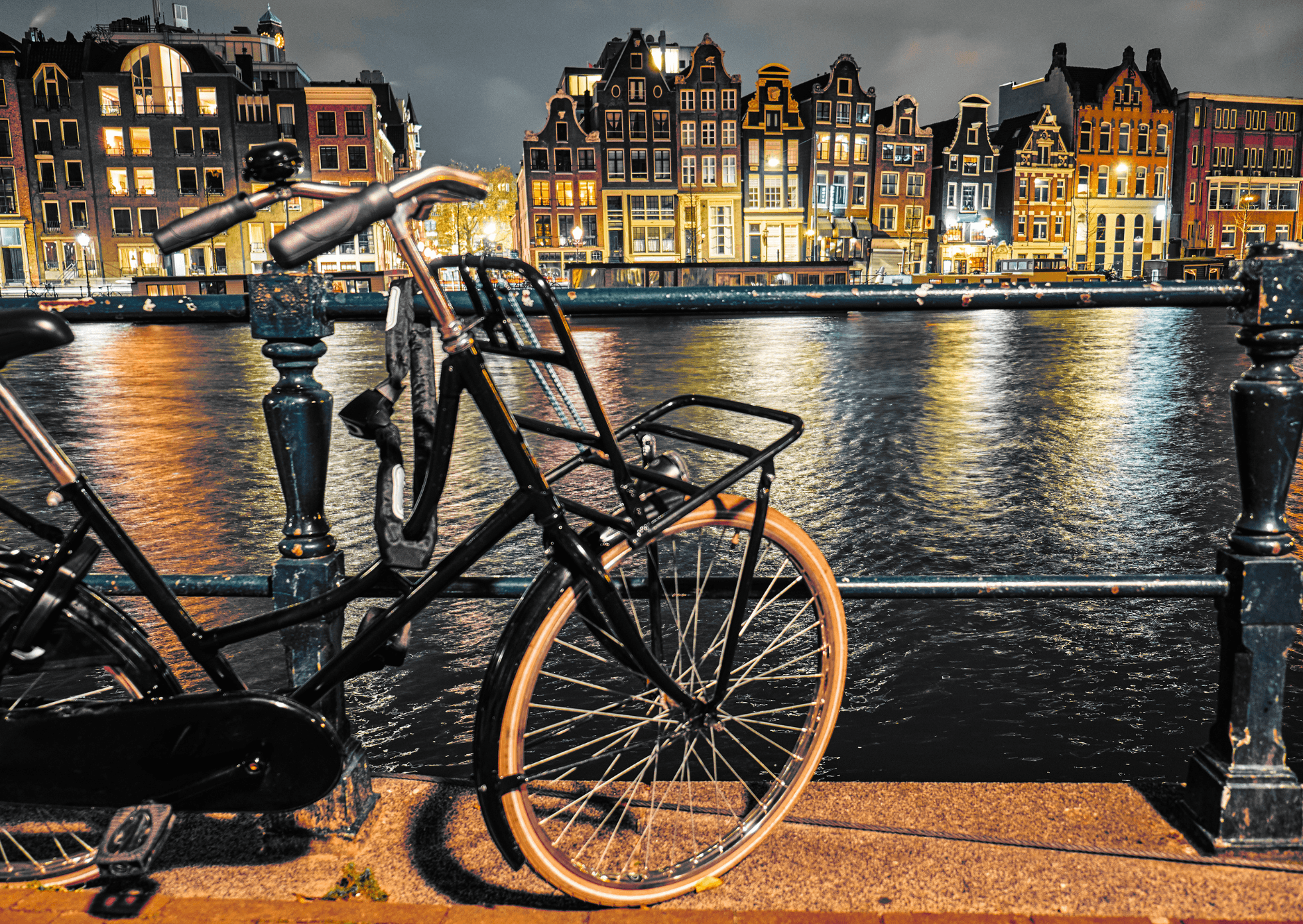 Amsterdam Evening Top Highlights City Bike Tour