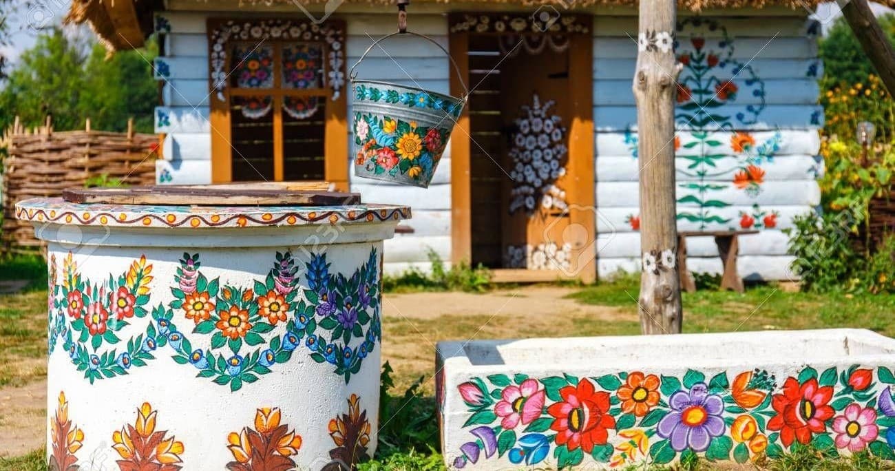 Zalipie painted village Day Tour from Krakow