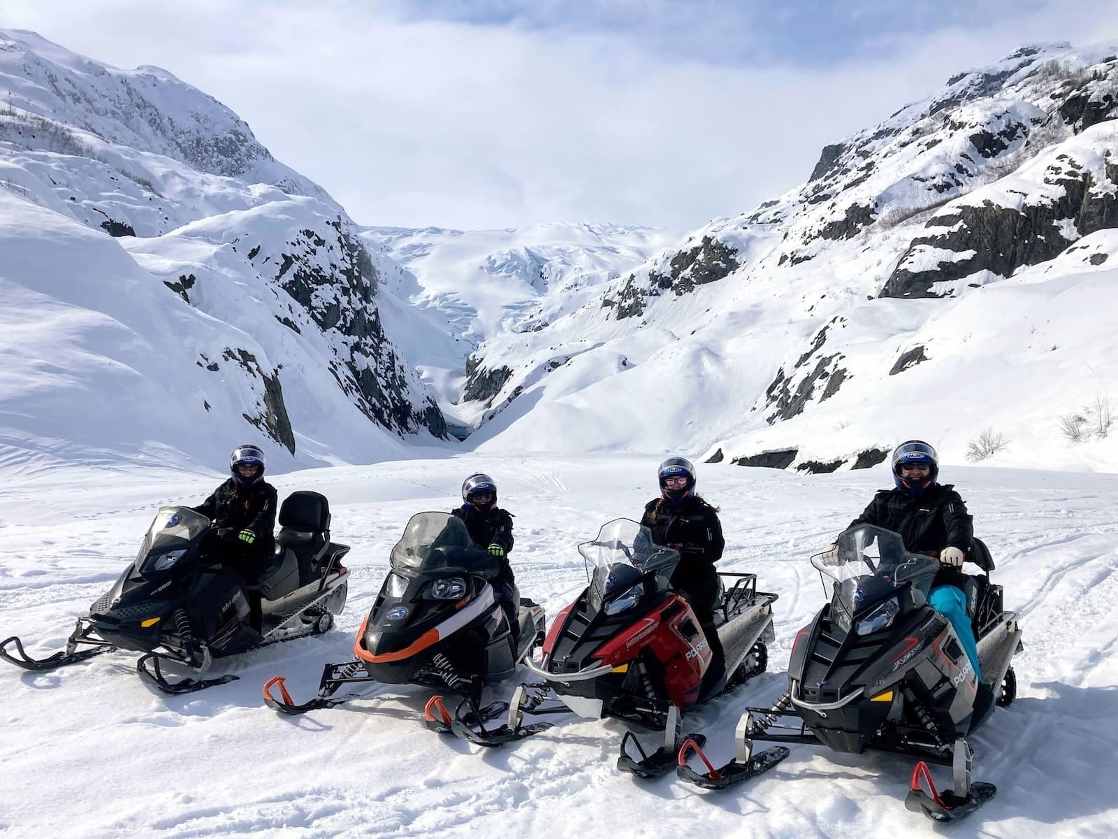 Snowmobile Classic Tour