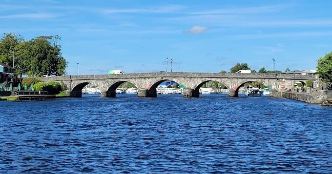 Carrick Day Boats