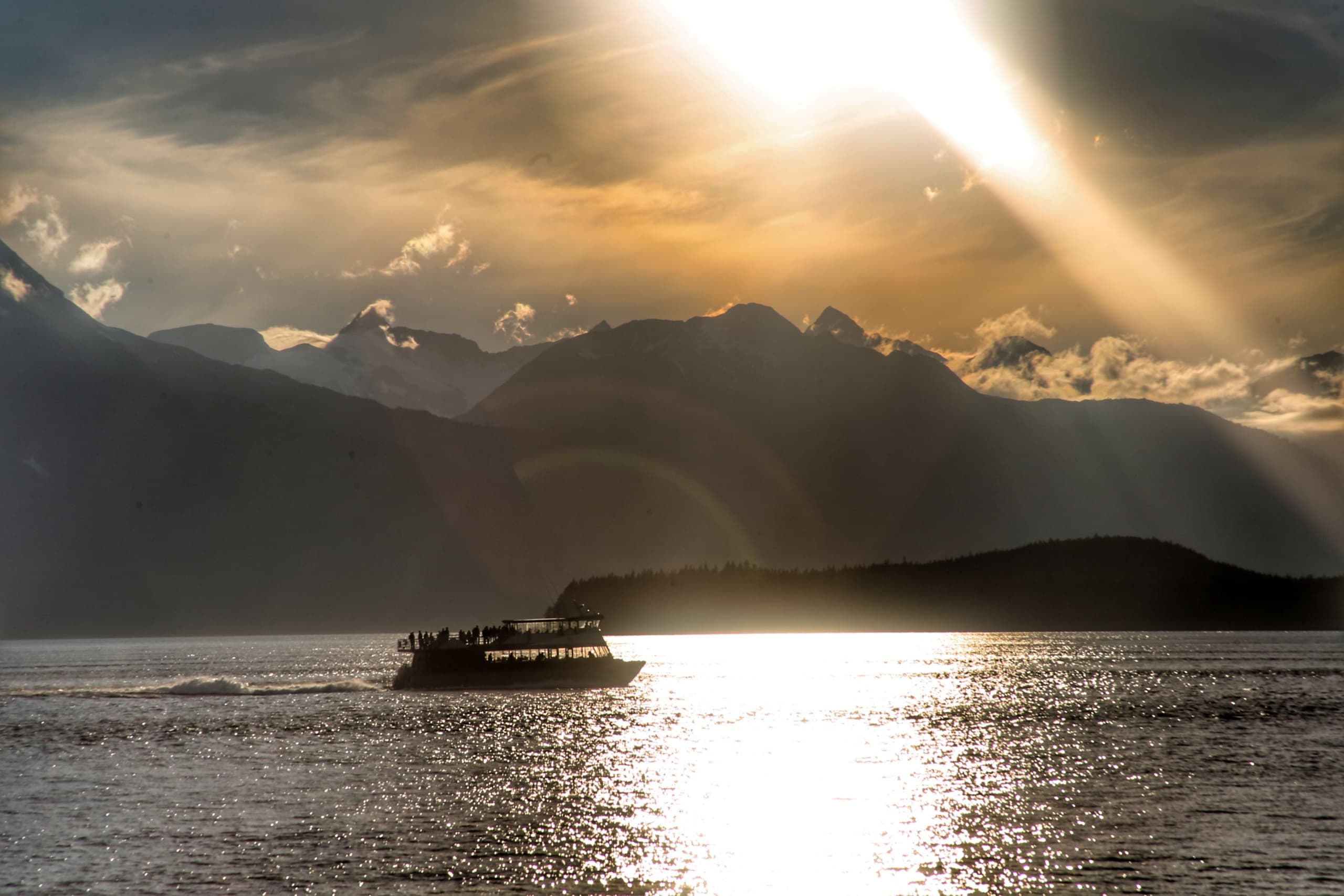 Alaska Culinary Experience & Evening Whale Quest