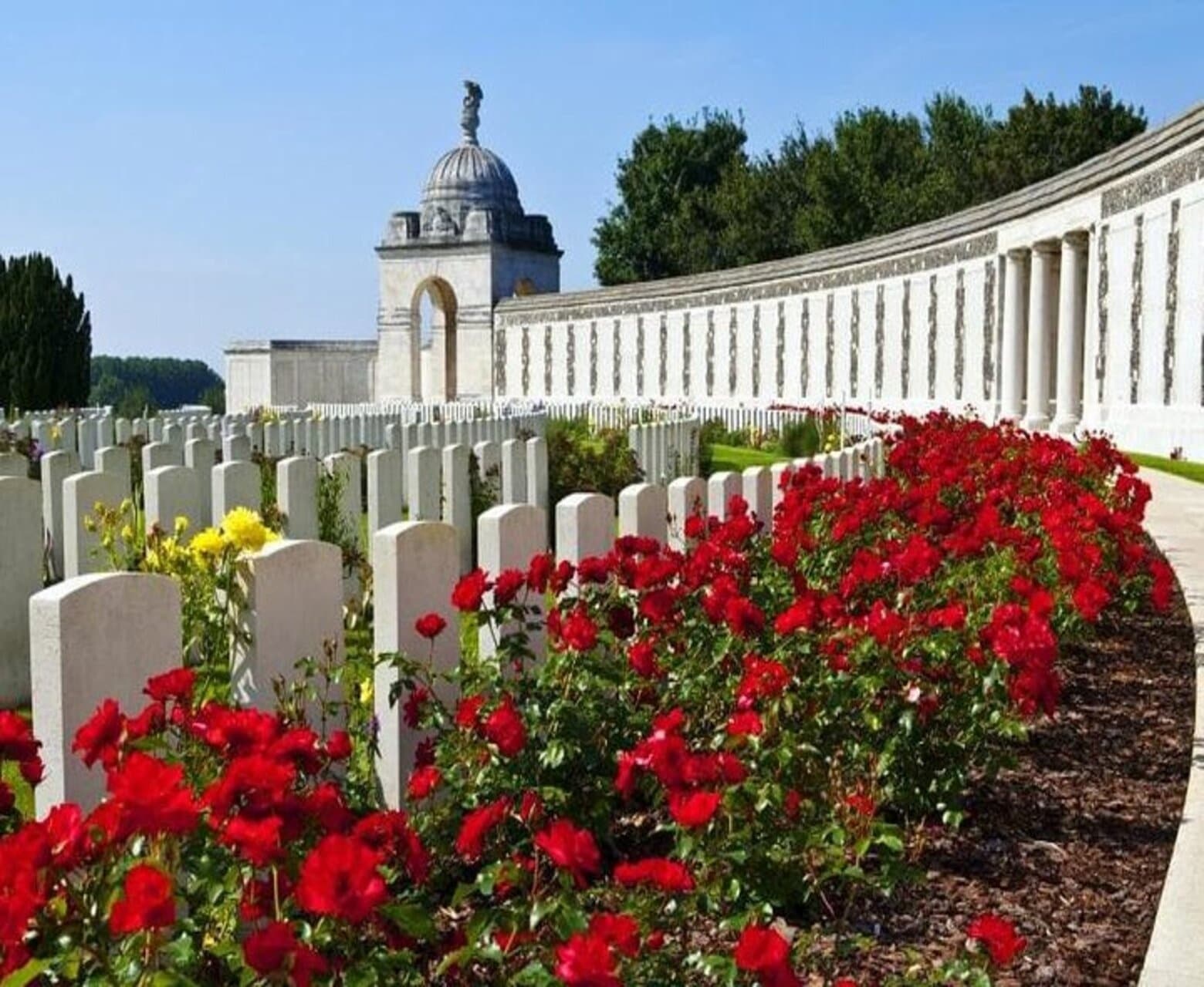 Private Tour: Flanders World War I Battlefields full day from Brussels