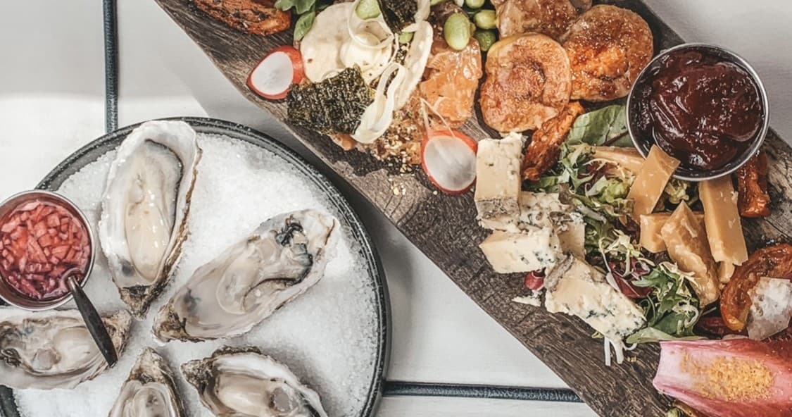 Privé rondvaart 1 uur met Bistro Twee33 a bordo