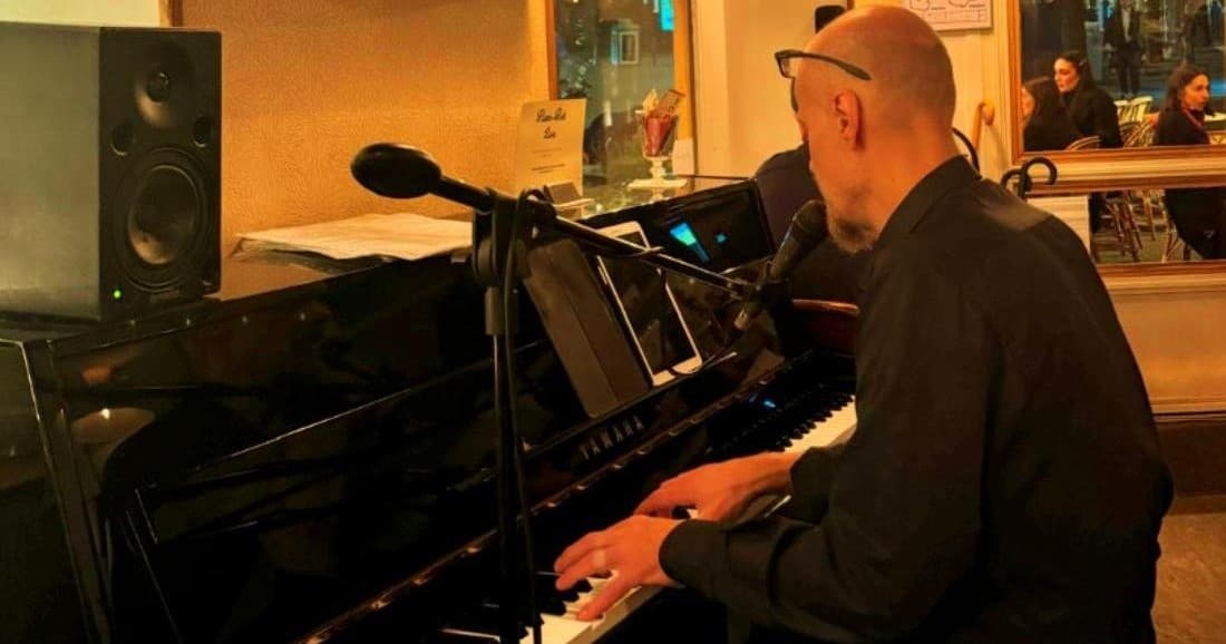 Piano Dinner experience and Montmartre Food tour