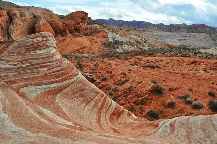 California Mojave Desert Valley of Fire Hiking Tour