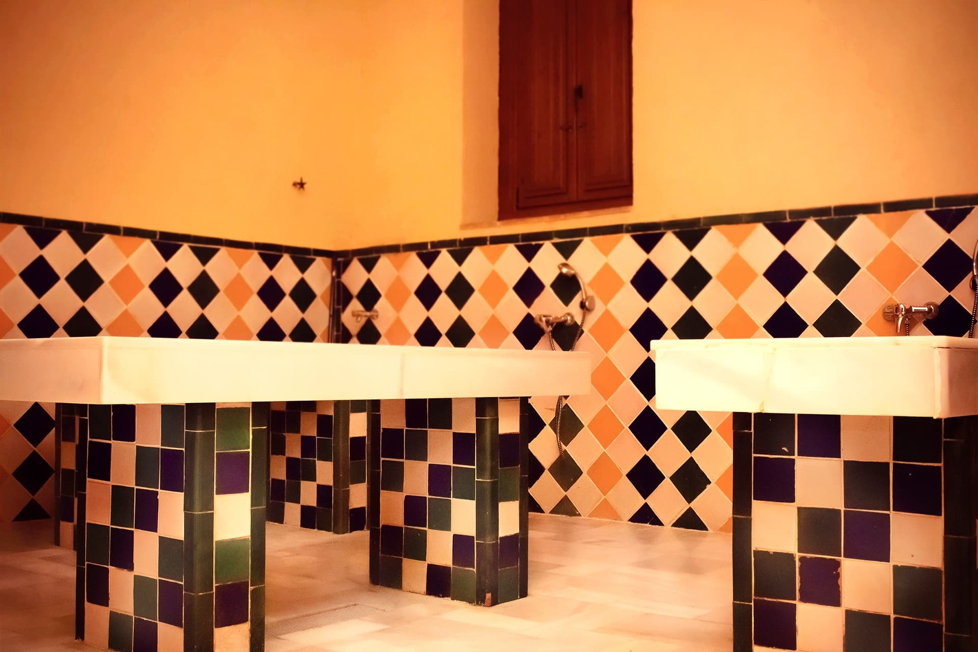 Baño Turco + Masaje con aceite en camilla 30 minutos