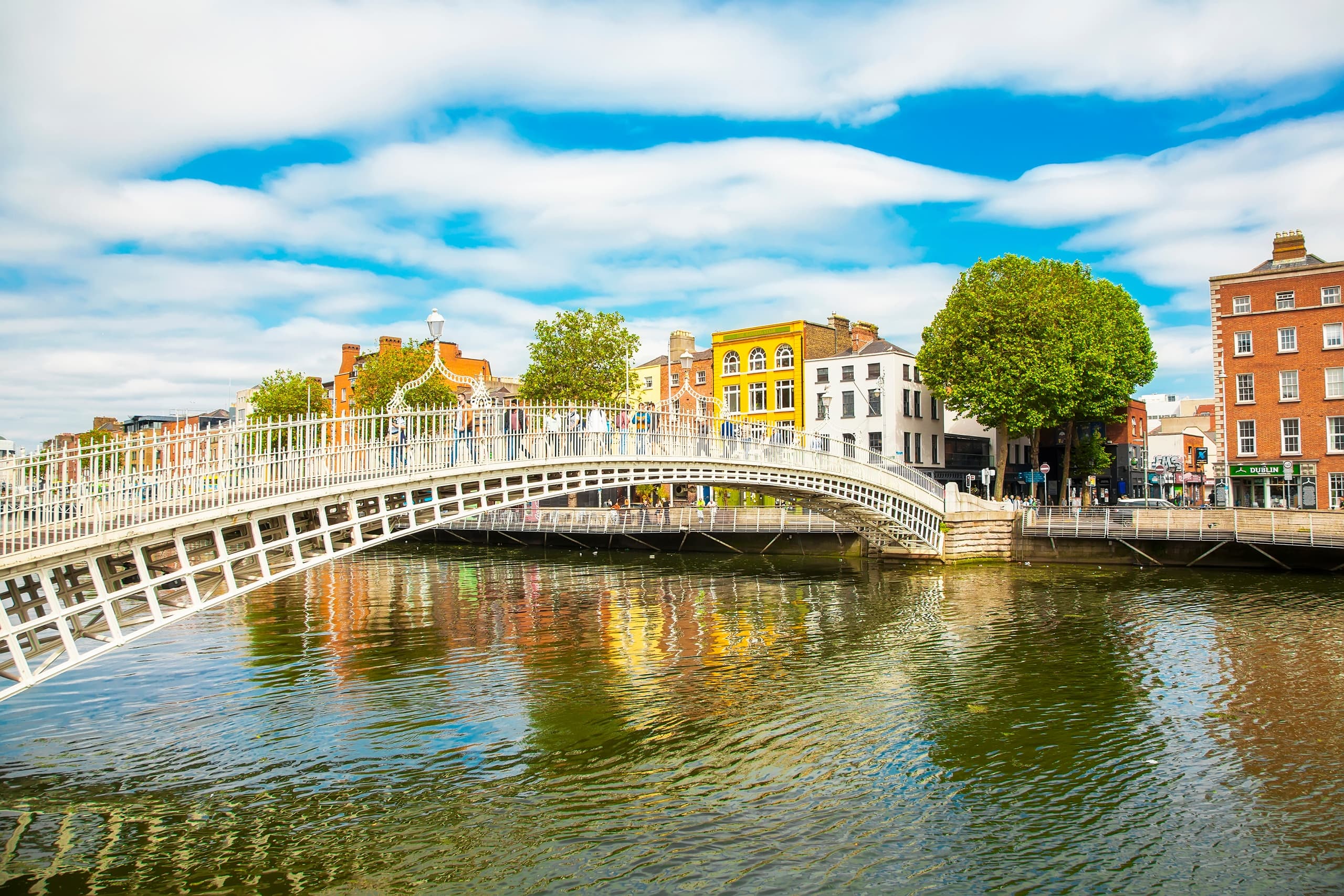 Dublin’s Ultimate Guinness, Whiskey & Gin Irish Trilogy Experience Tour