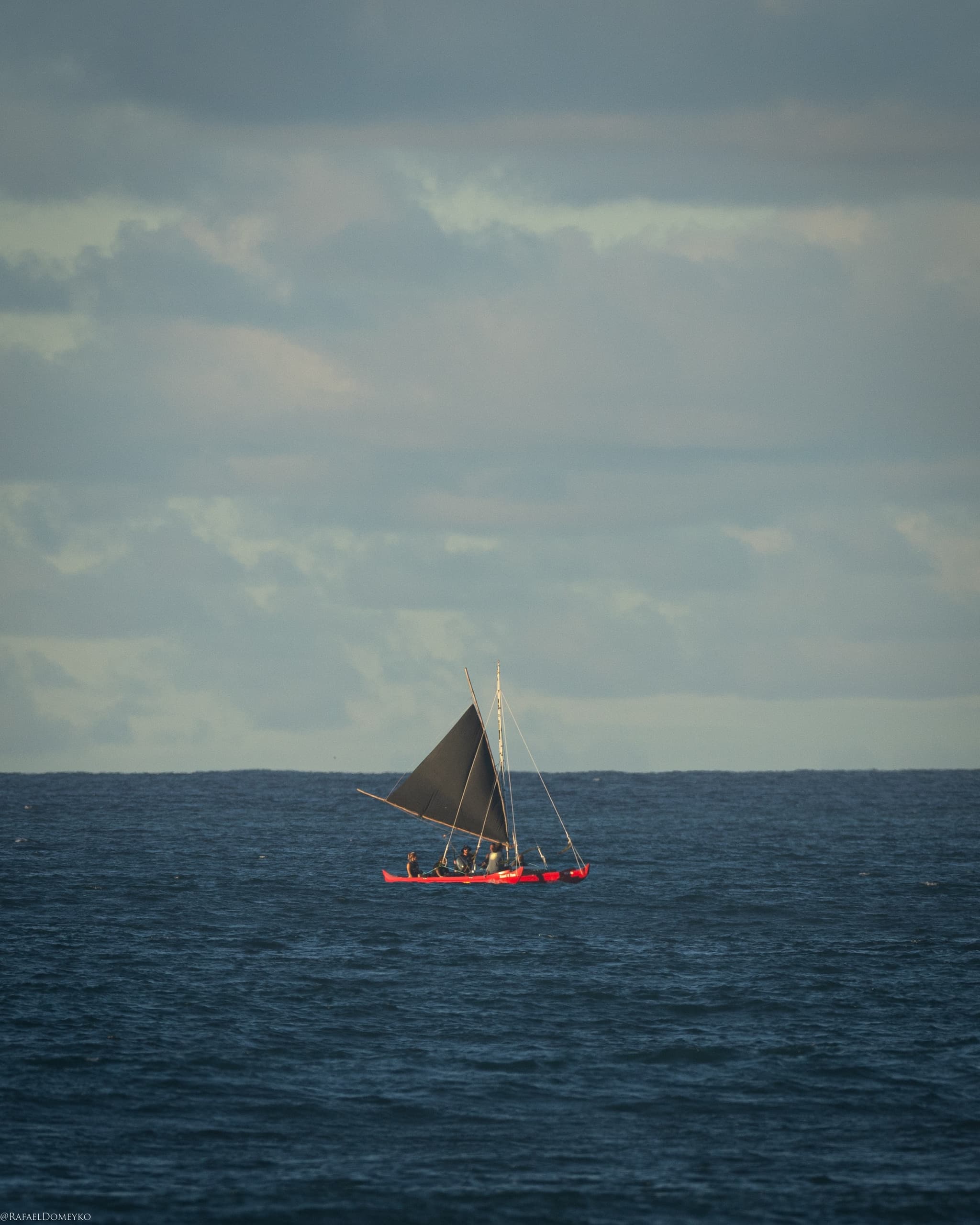 1-Hour Outrigger Canoe Experience