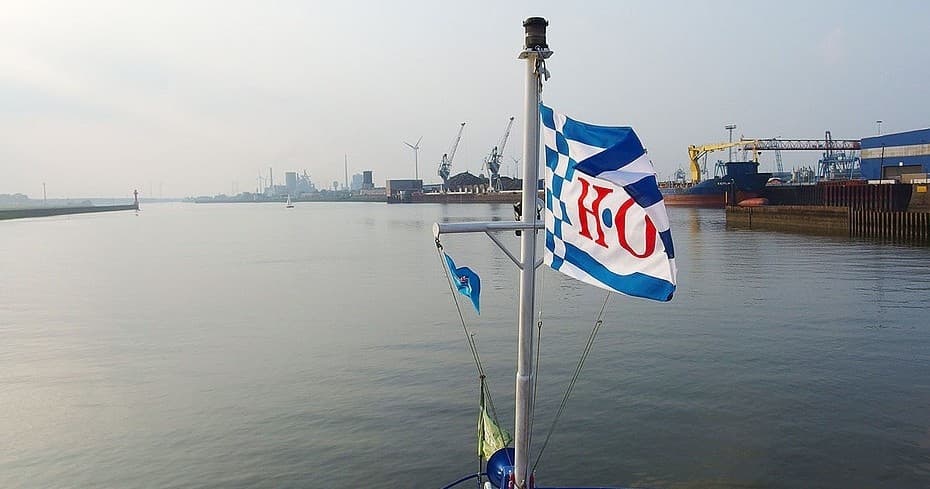 Hin- und Rückfahrt: Pier2 → Blumenthal