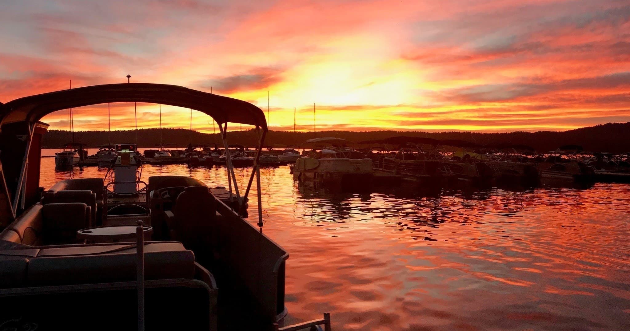 10 Passenger 22'  Pontoon - Multi Day