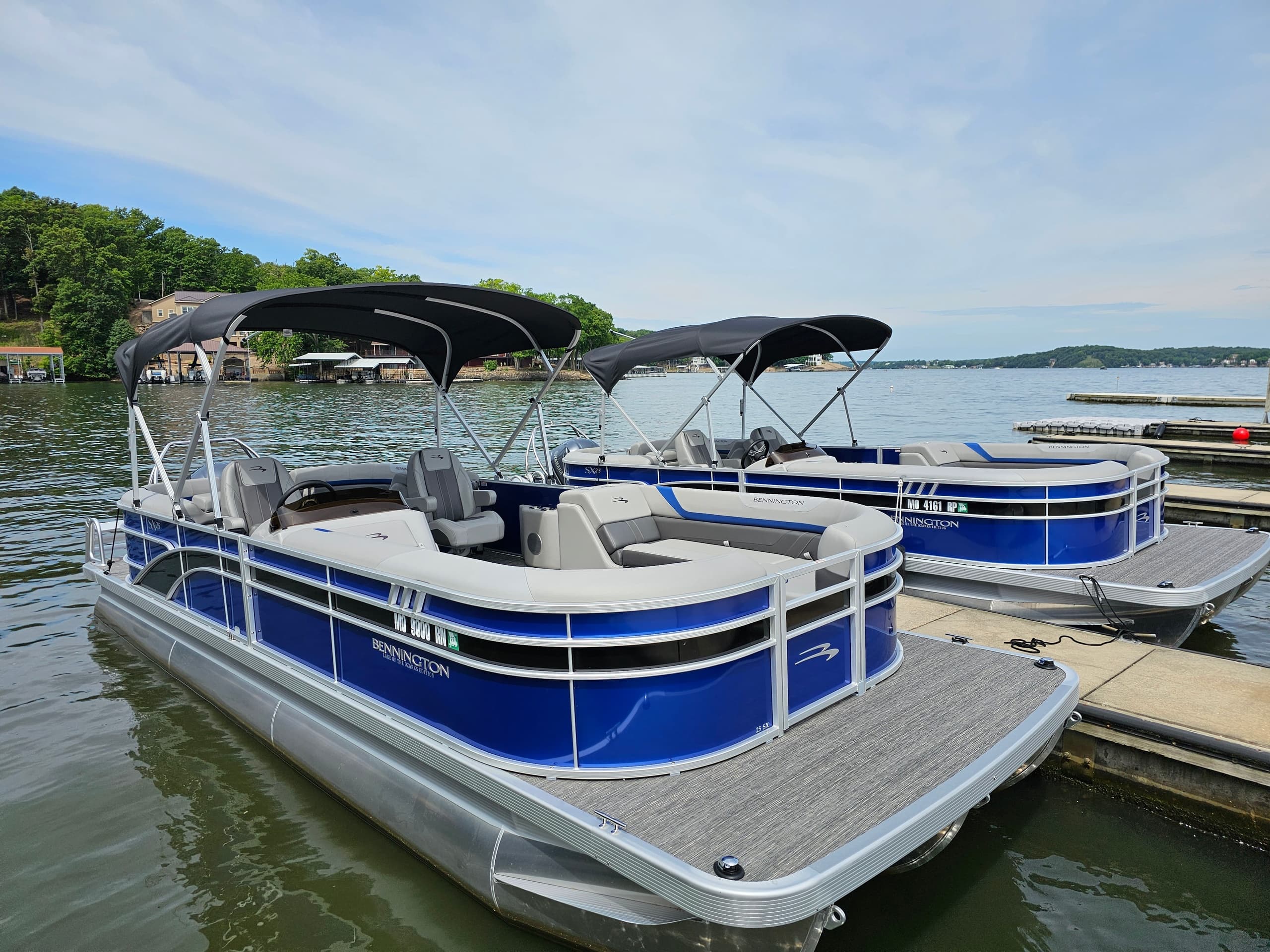 Bennington Tritoon Rental