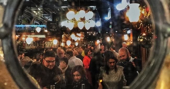 Private Historic Pub Tour: Covent Garden