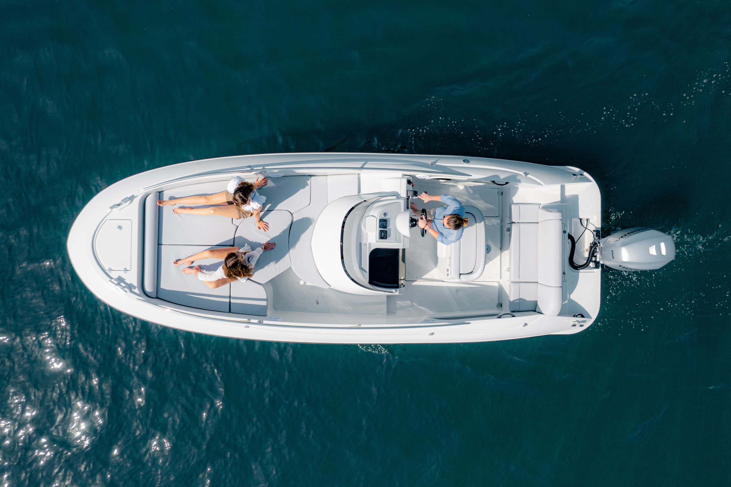 Aquarius - 300hp Yamaha V6 - 2024