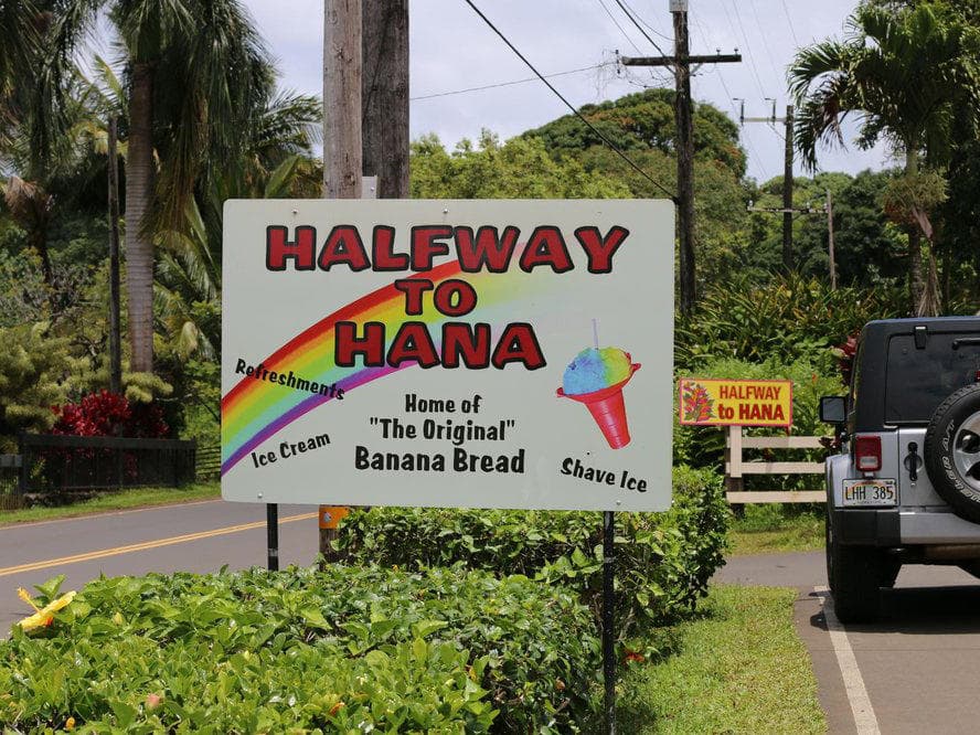 Private Halfway to Hana Tour (5 Hours)
