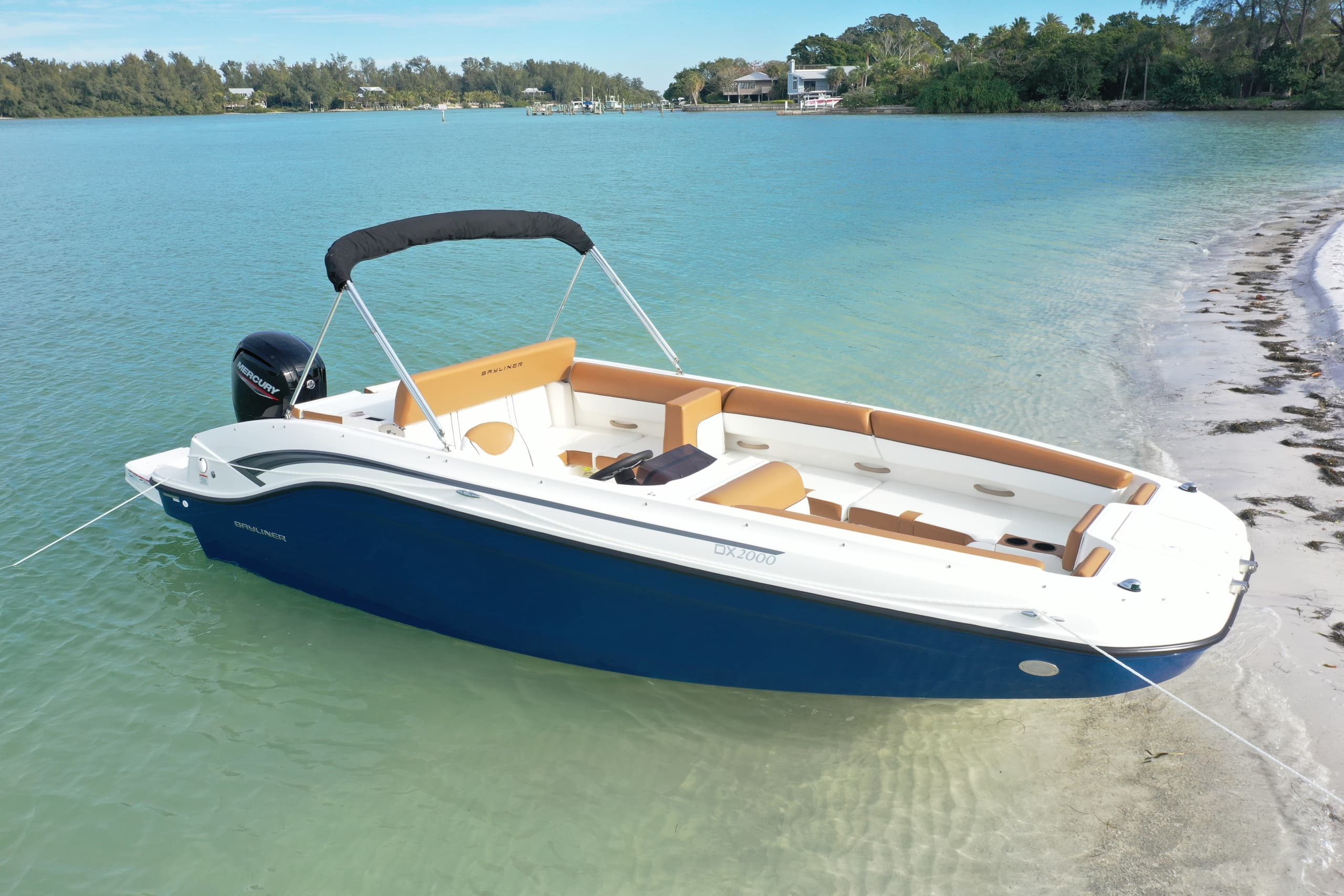 20'  2022 Bayliner DX2000