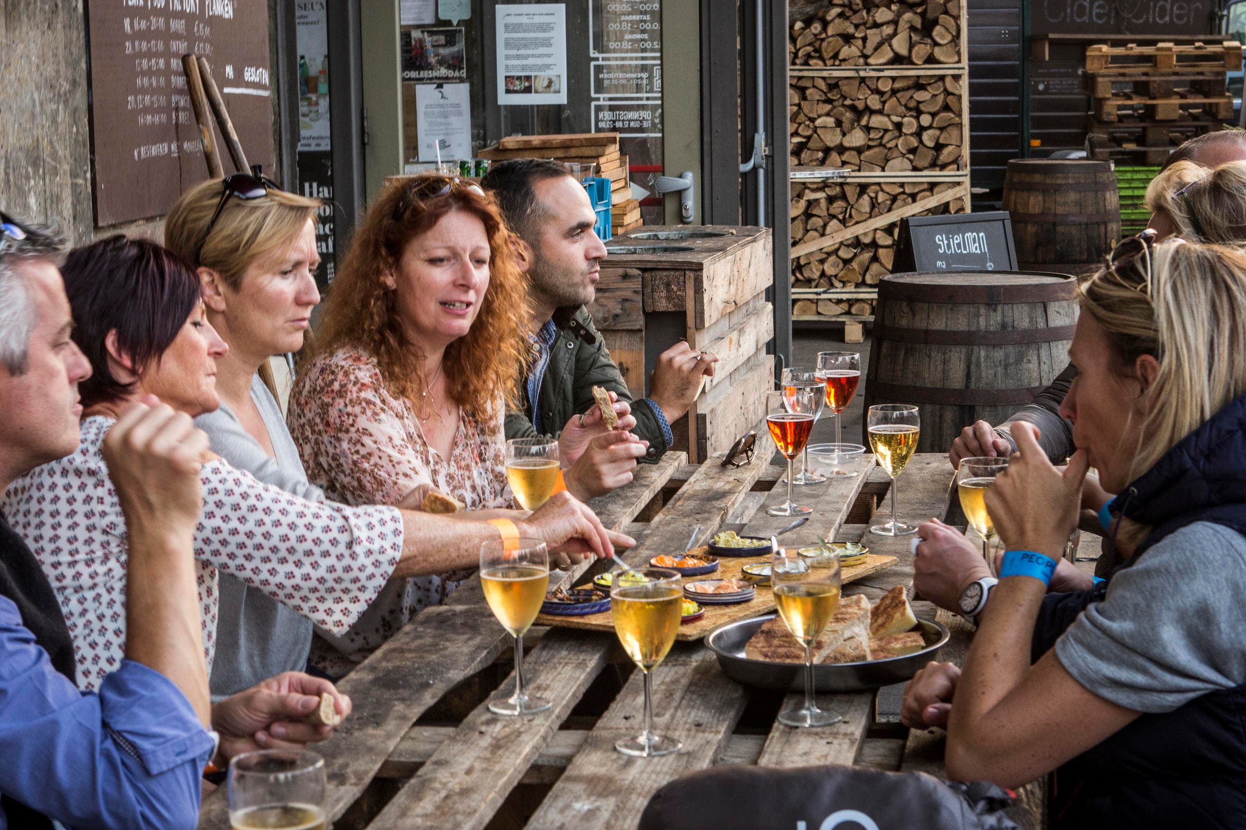 Rotterdam: Bike & Bite Food Tour (ENG)