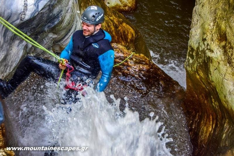 Fakistras canyon A