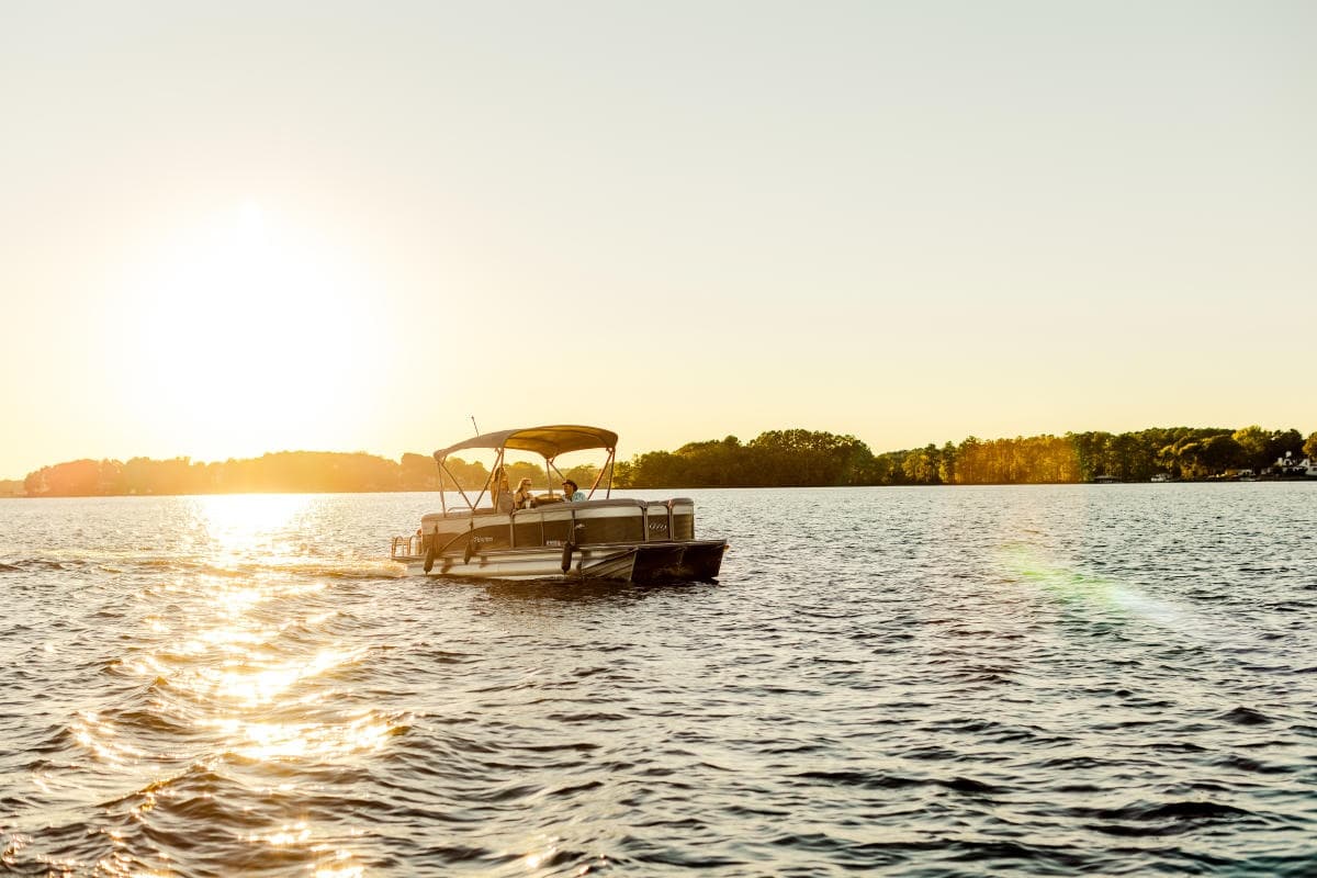 Weekend Pontoon Rental
