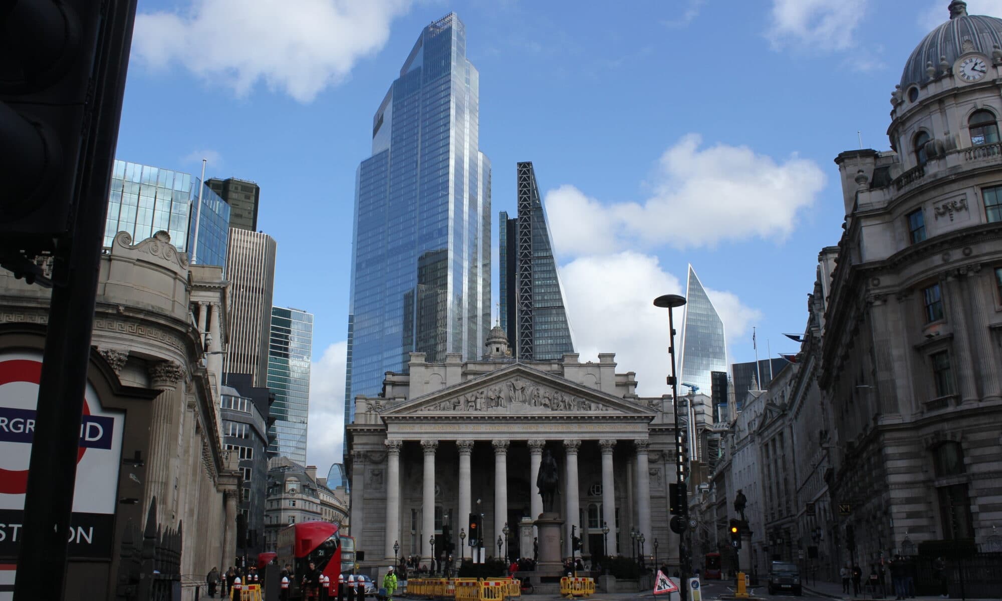 Private Sightseeing tour of the city of London Walking tour