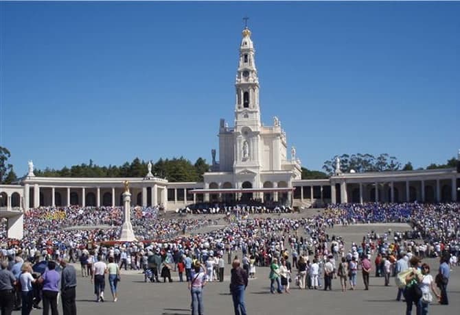 Tour Privado Fátima, Batalha, Nazaré & Óbidos