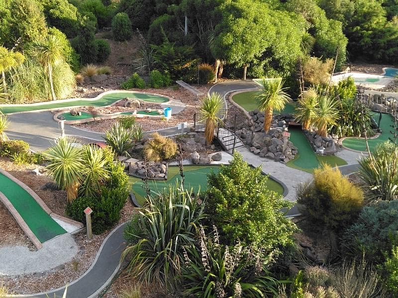 MINIPUTT - 2 Course Combo