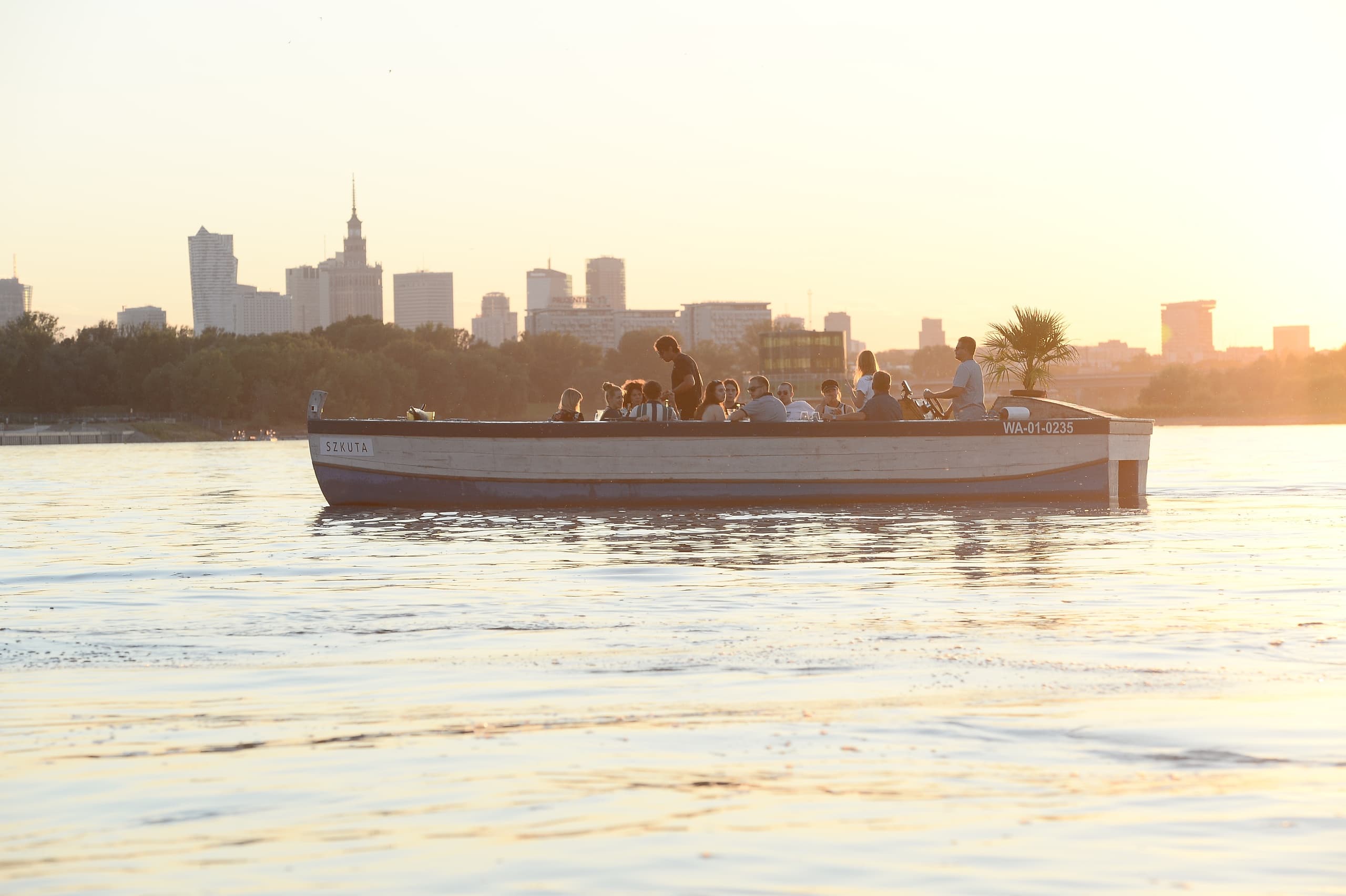Discover Warsaw - Public Cruise on a wooden boat - max. 12 pax