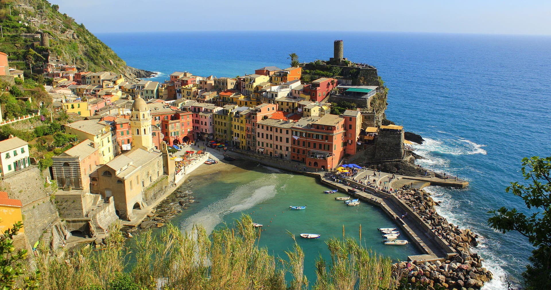 Private VIP - 5 TERRE/5 LANDS tour with photo stop in Pisa: swim in a sea of ​​beauty
