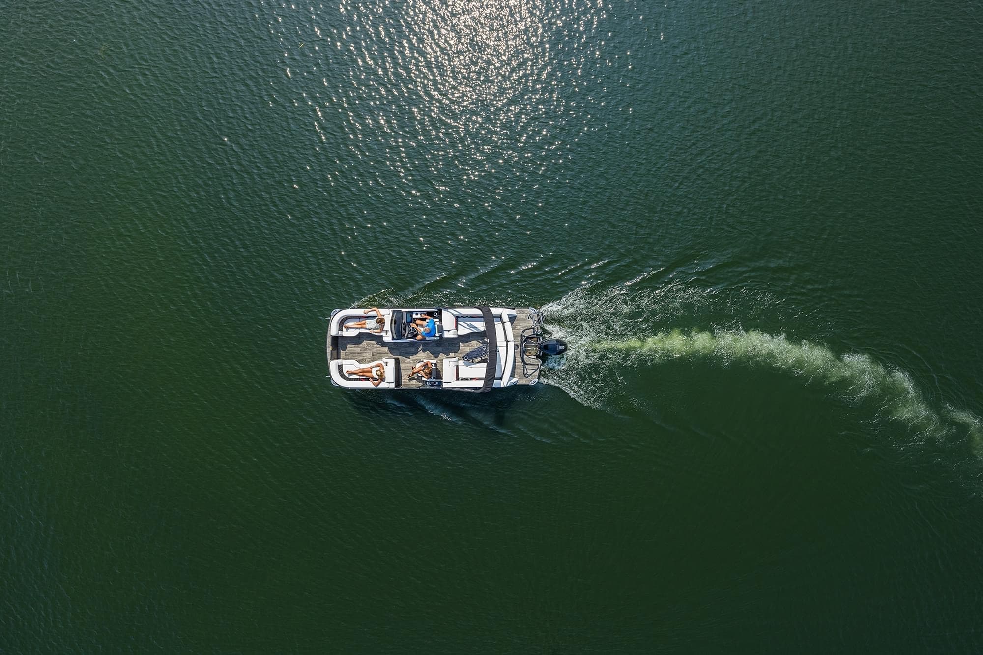 Pontoon Boat Rental - Riverside Marina