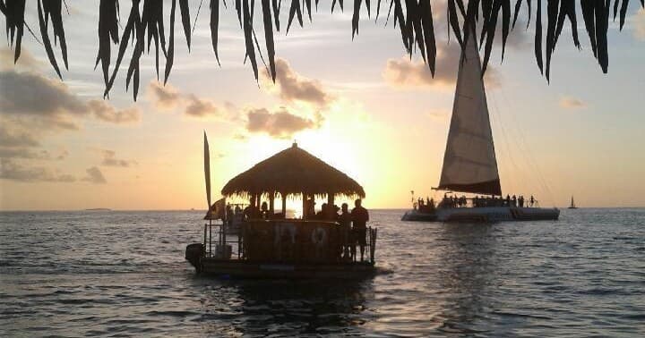 Makai Sunset Cruise - Schooner Wharf Dock