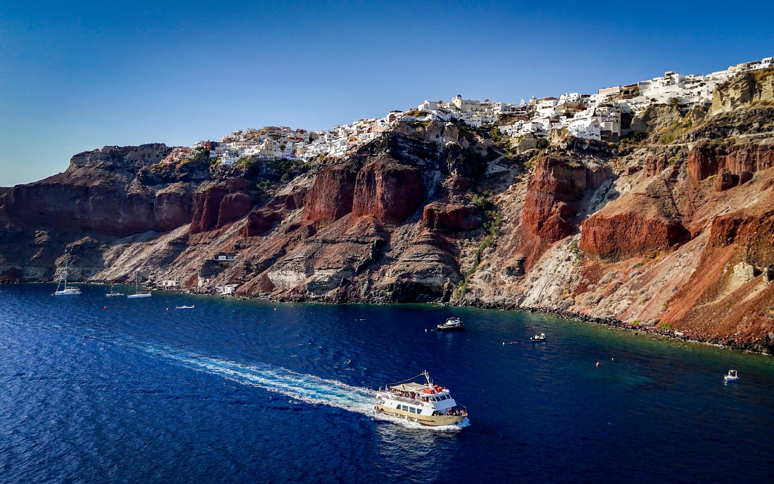 Tour of Caldera & Sunset In Oia (Calypso Glass-bottom Boat)
