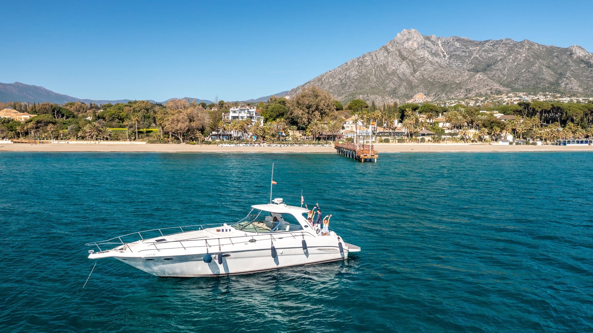 Sea Ray Sundance 46