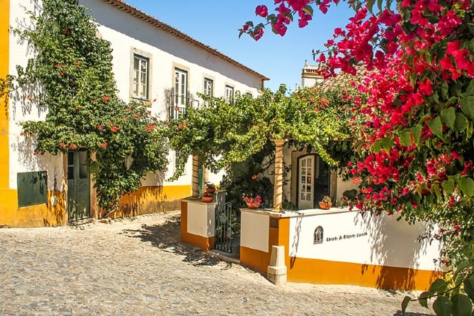 Extremadura Balcony, Windmills and Flowery Villages: Montejunto Mountain and Obidos