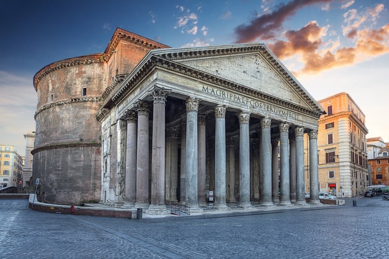 Tour del Pantheon per piccoli gruppi con biglietto d'ingresso salta fila