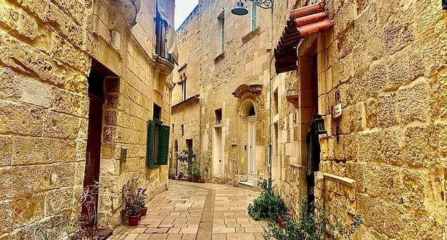Vittoriosa Walking Tour (with entrance to Inquisitor's palace)