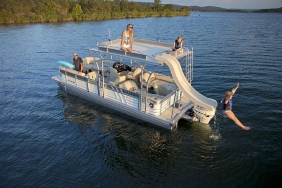 Upper Deck 25' Slide Pontoon