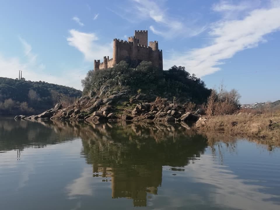 Private Tour Templar Castles and Riverside Villages: Tomar and Almourol Castle