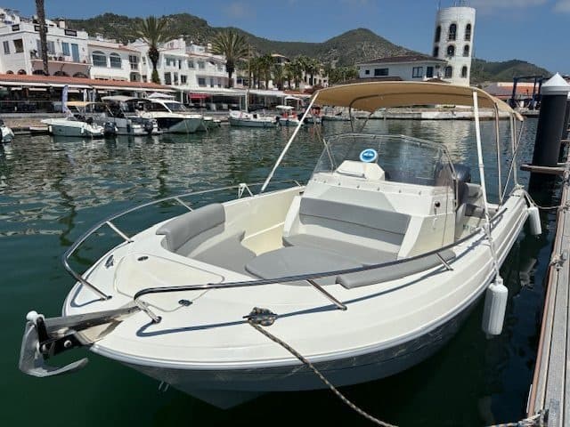 Pacific Craft 670 PNB o PER