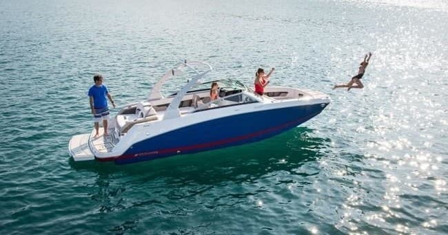 EXECUTIVE PRIME – FOUR WINNS HD 240