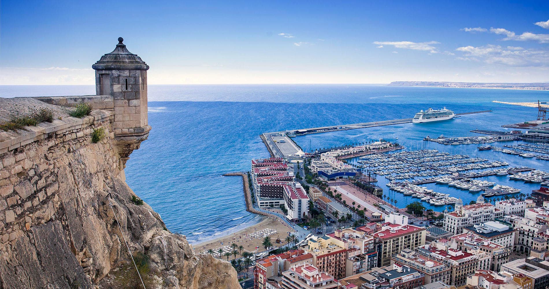 Alicante y Castillo Fortaleza Santa Bárbara