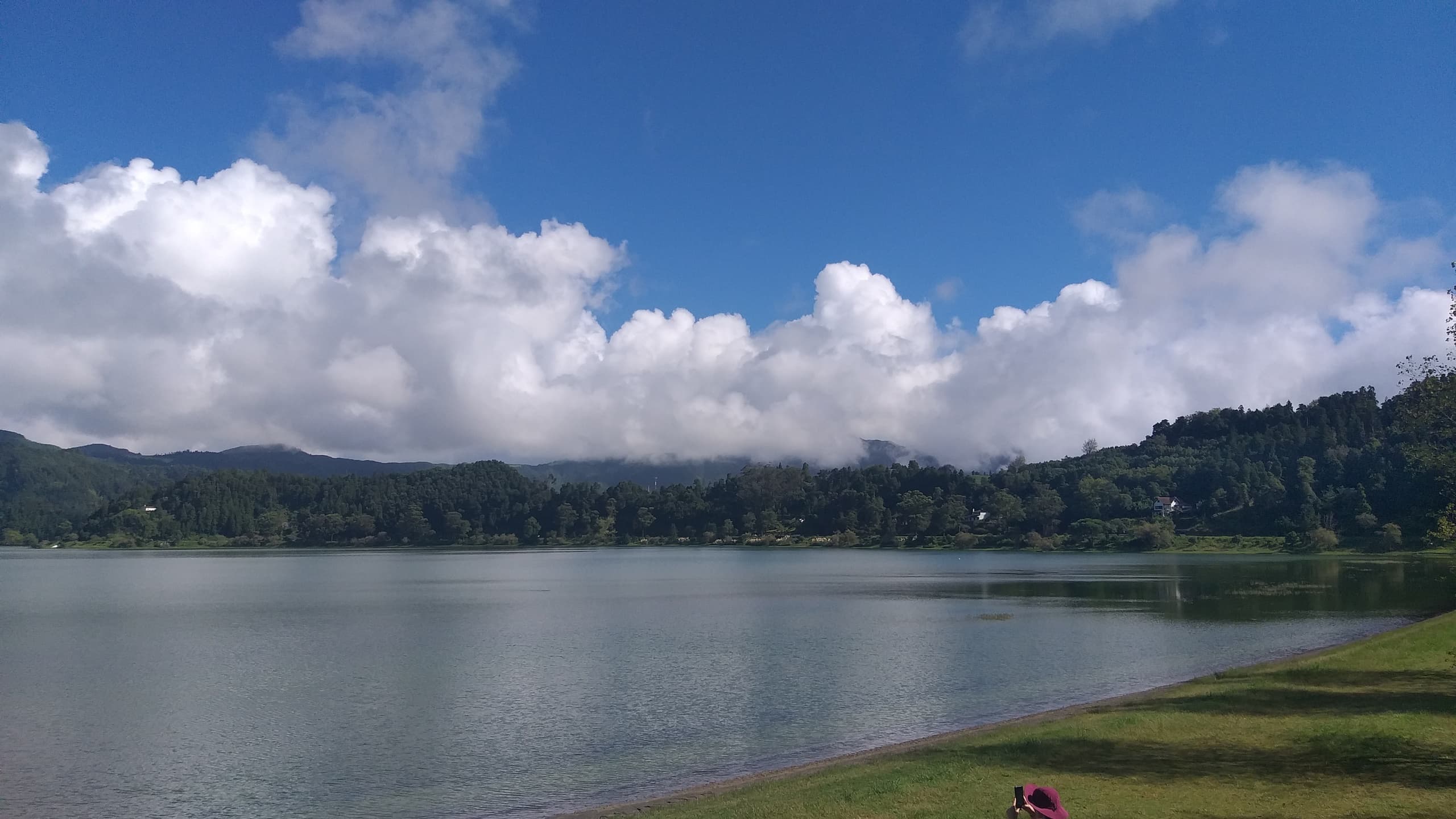 Circular around Furnas Lake + Salto do Rosal waterfall