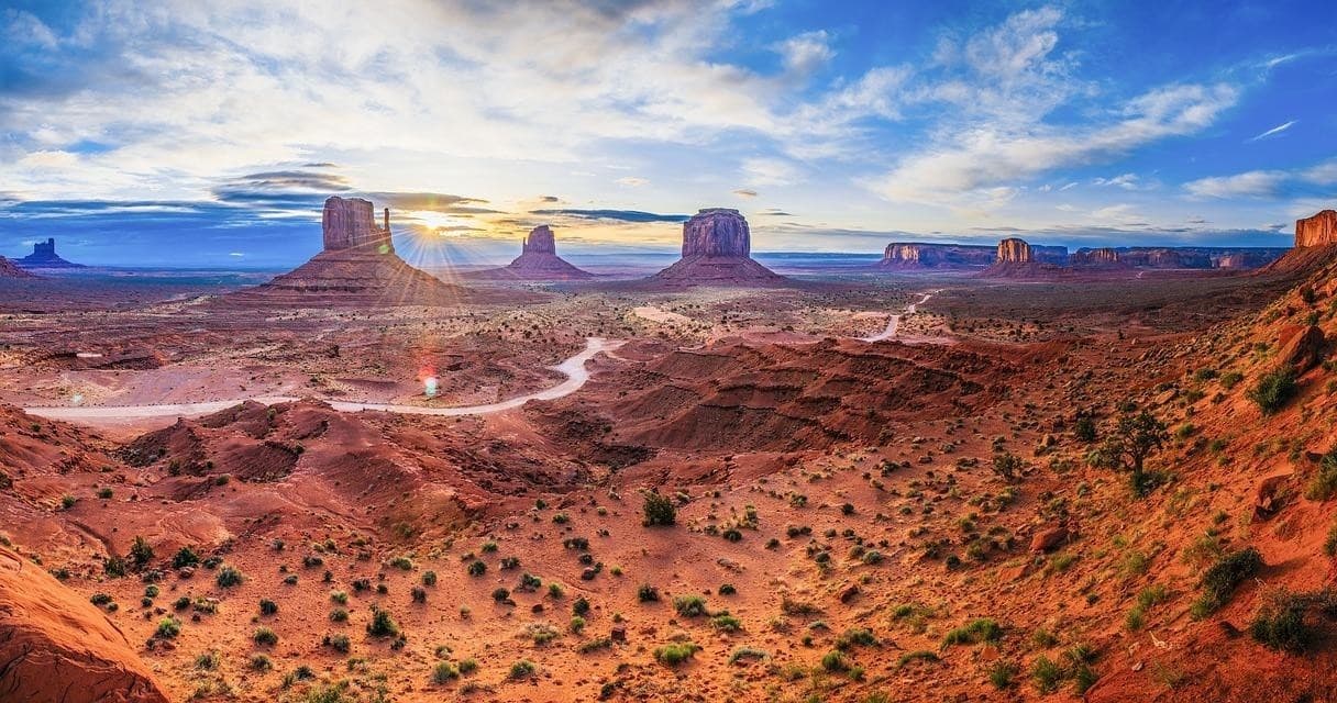 Grand Canyon to Monument Valley Aerial Tour (GMPG1)